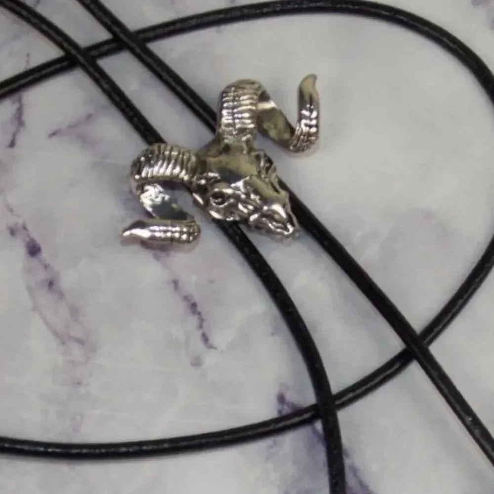 Vintage Silver Antique Aries Ram Skull Bolo Tie Cowboy Necktie NEW
